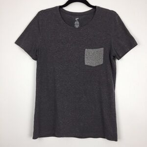 G21 T-Shirt Womens Medium Grey with Contrast Pocket Basic Tee